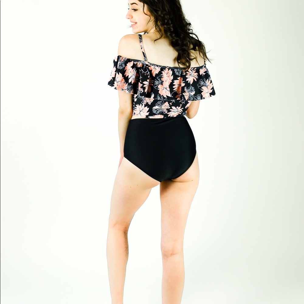 Floral Black Swimsuit - Picture 3 of 4